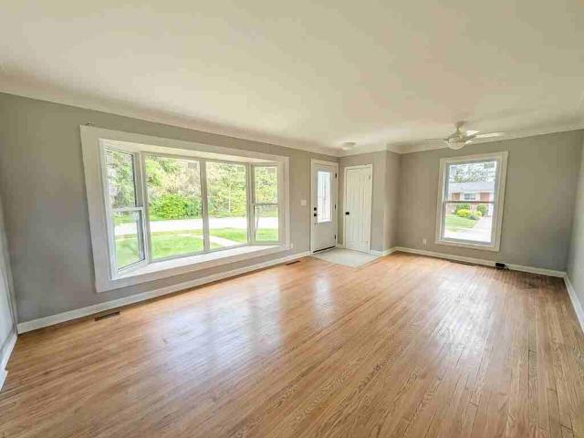 6332 Sherwood Road 3 Bedroom Apartment for Rent at 6332 Sherwood Rd, Niagara Falls, ON L2E 5L8