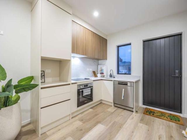 6/35 Crawford Avenue, Mangere Bridge, Manukau City