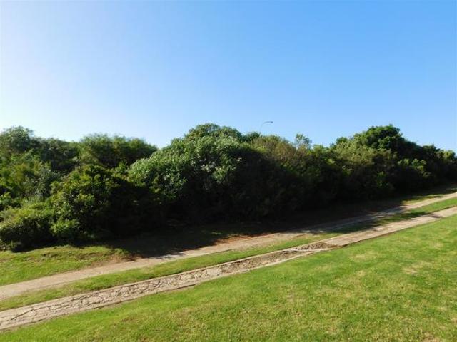636 m² Land available in Wavecrest