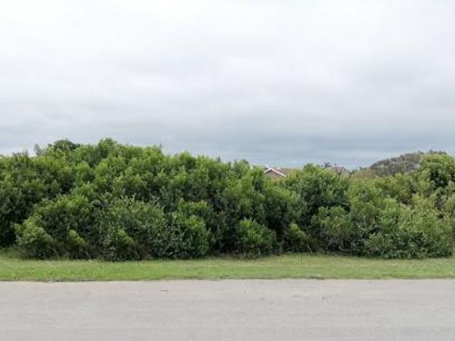 636 m² Land available in Jeffreys Bay Central