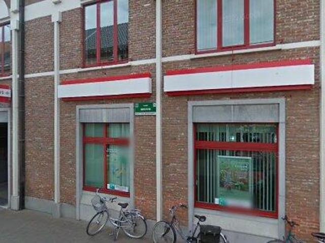 637 m2 office space for sale in Hamme