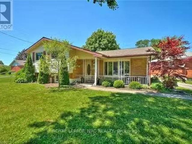 6389 Caledonia Street, Niagara Falls, ON, L3G 5A4 house for.