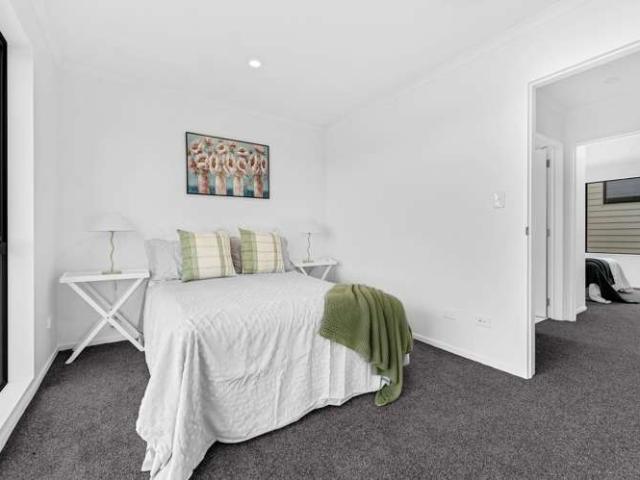 6/38 Pah Road, Papatoetoe, Manukau City