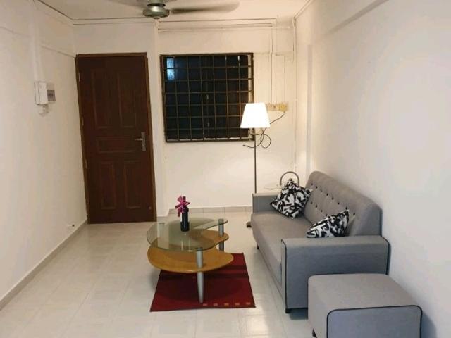 639 Ang Mo Kio Avenue 6 HDB Apartment For Sale, $450,000, 2 Bed 2 Bath 732 sqft $615.00 psf