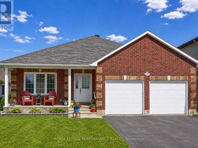 639 Robert Hill Street, Mississippi Mills, ON, K0A 1A0 house for sale | Listing ID X13696 | Royal LePage