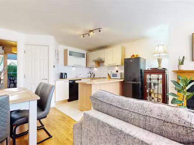 67 The Crescent, Robswall, Malahide, Dublin