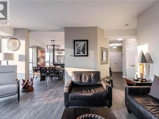 67 Caroline Street S Unit# 17C, Hamilton, ON, L8P 3K6 condo for sale | Listing ID 40813 | Royal LePage