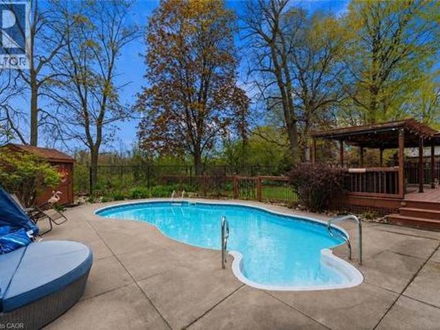 67 Dalewood Drive, Kitchener, ON, N2A 1G3 house for sale | Listing ID 40830 | Royal LePage