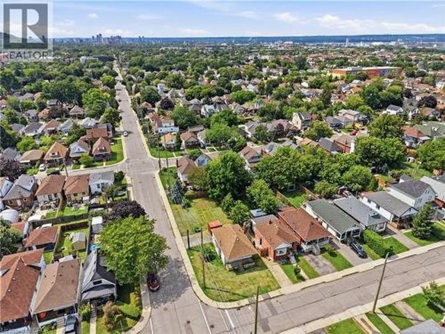 67 Huxley Avenue N, Hamilton, ON, L8H 4P3 house for sale | Listing ID 40851 | Royal LePage