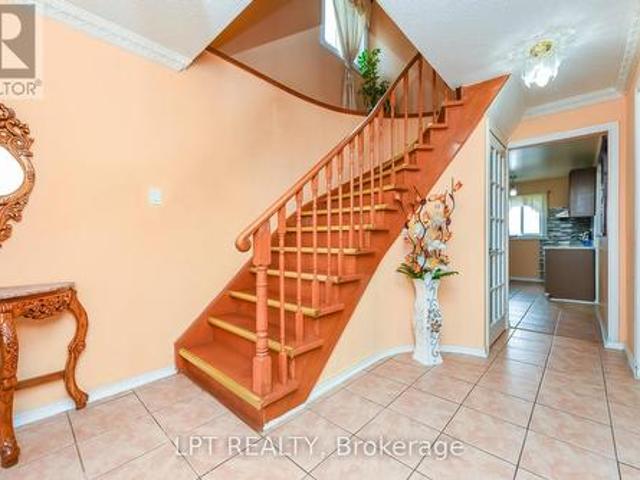 67 Kay Drive, Toronto, ON, M9V 4X8 house for sale | Listing ID W13494 | Royal LePage