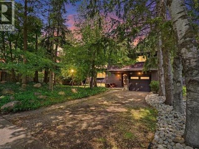 67 Longwood Drive, Waterloo, ON, N2L 4B6 house for sale | Listing ID 40842 | Royal LePage
