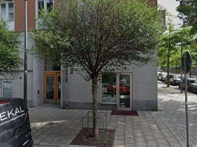 67 m2 kontor, butik uthyres i Vasastan