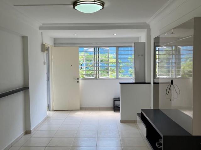 67 Marine Drive HDB Apartment For Rent, $3,333, 2 Bed 1 Bath 882 sqft $3.78 psf