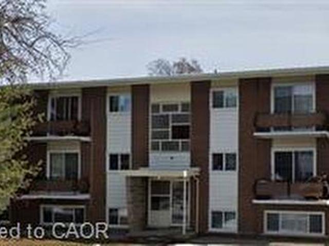 67 Milford Avenue Unit# 6, Waterloo, ON, N2L 3Z7 lease for lease | Listing ID 40817 | Royal LePage