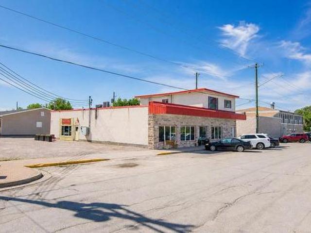 67 Park Avenue, Lac Du Bonnet, MB, R0E 1A0 commercial for sale | Listing ID 202619 | Royal LePage