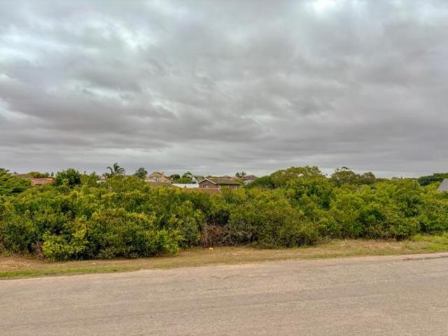 640 m² Land available in Jeffreys Bay Central