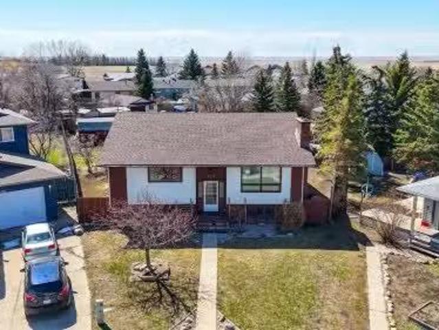 640 Mcculloch Crescent, Irricana, AB, T0M 1B0 house for sale.