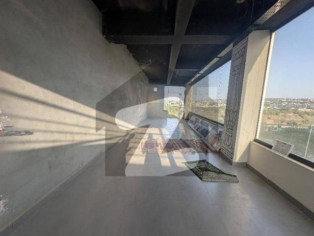 640 sq ft Lower Ground Shop Available For Rent in Bahria Town Phase 7 Food Street
