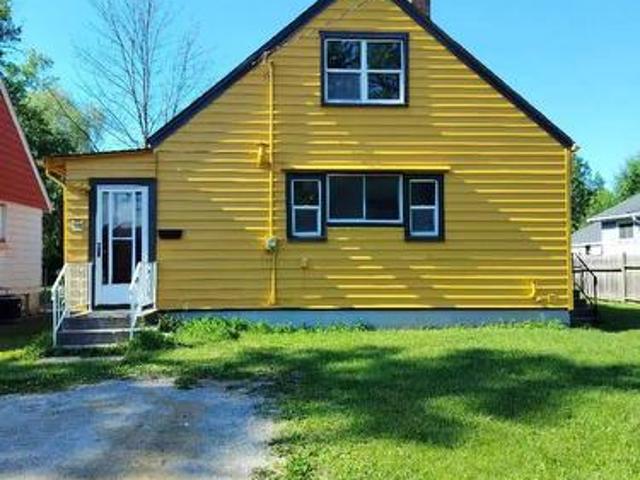 6411 Mcleod Road, Niagara Falls Arad/Fallsview, ON, L2G 3G2 house for sale | Listing ID X13499 | Royal LePage