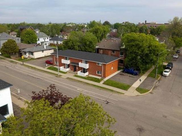 641 Catherine Street, Thunder Bay, ON, P7E 1L4 house for sale | Listing ID TB2601 | Royal LePage