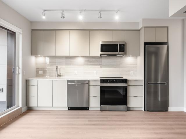 641 Claremont S 1 Apartment for Rent