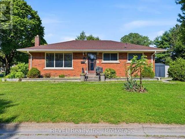 6427 Burdette Drive, Niagara Falls Morrison, ON, L2E 5H4 house for lease | Listing ID X13505 | Royal LePage