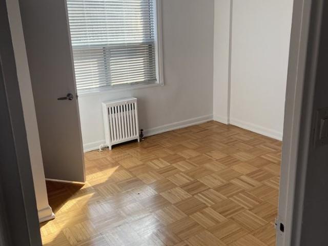 642 Vaughan 1 Bedroom Apartment for Rent at 642 Vaughan Rd, Toronto, ON M6E 2Y3 Oakwood Vaughn