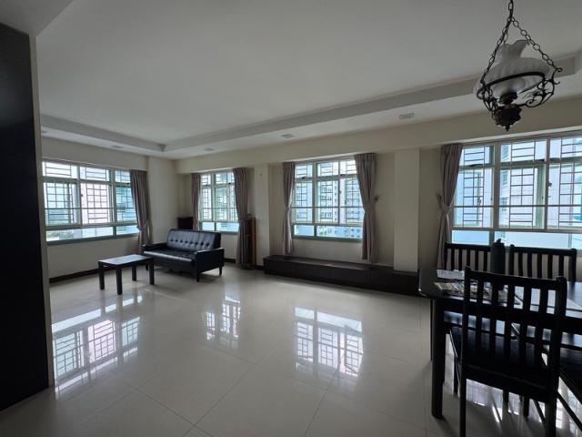 642D Punggol Drive HDB Apartment For Sale, $730,000, 3 Bed 2 Bath 1,205 sqft $606.00 psf