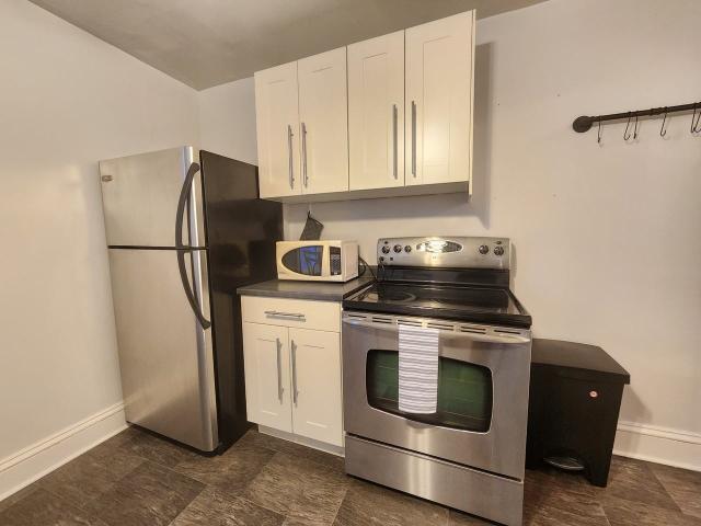 644 Churchill Avenue North 1 2 Bedroom Apartment for Rent at 644 Churchill Ave N, Ottawa, ON K1Z 5G1 Westboro