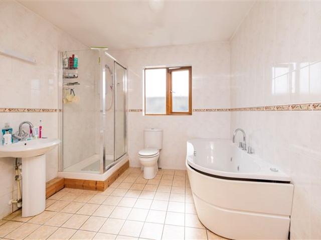 645,000 | 2 The Alcove, Channel Road, Rush, Co. Dublin Sherry Fitzgerald Cumisky Kelly 4819 MyHome. Ie Residential