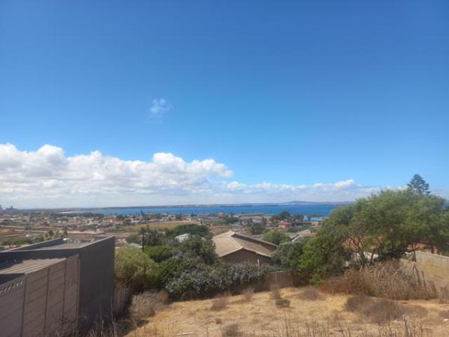 645 m² Land available in Saldanha