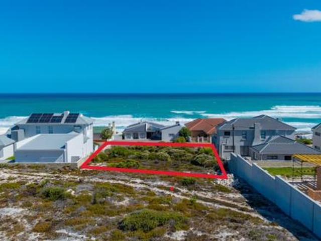 645 m² Land available in Struisbaai