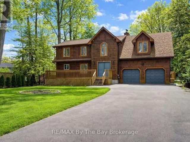 646 Oxbow Park Drive, Wasaga Beach, ON, L9Z 2V2 house for sale | Listing ID S13492 | Royal LePage