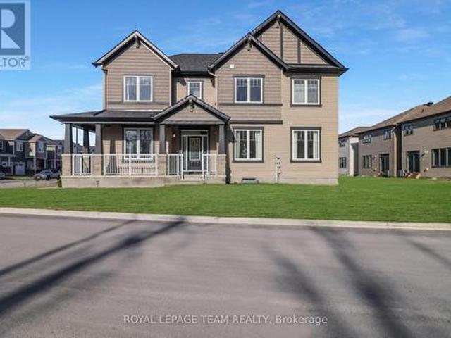 647 Cygnus Street, Ottawa, ON, K2J 7A9 house for sale | Listing ID X13024 | Royal LePage