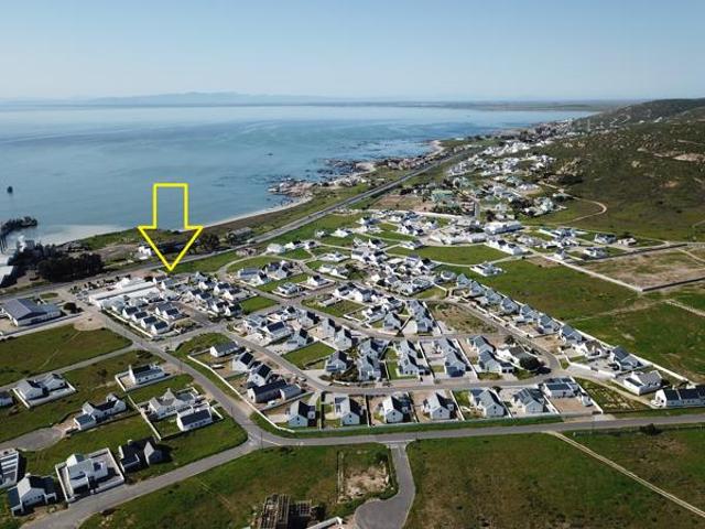 647 m² Land available in Harbour Lights