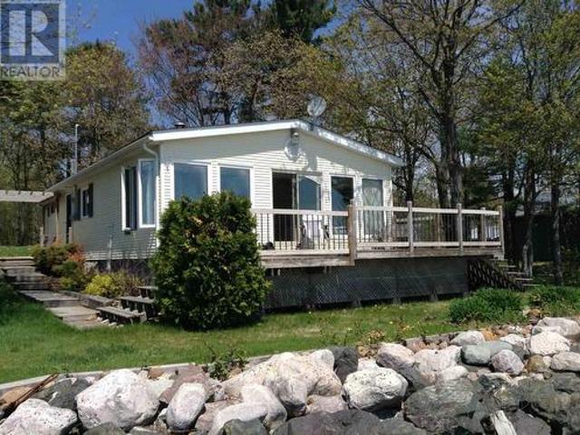 647B Lakeshore Dr, Tarbutt, ON, P0R 1E0 house for sale | Listing ID SM261235 | Royal LePage