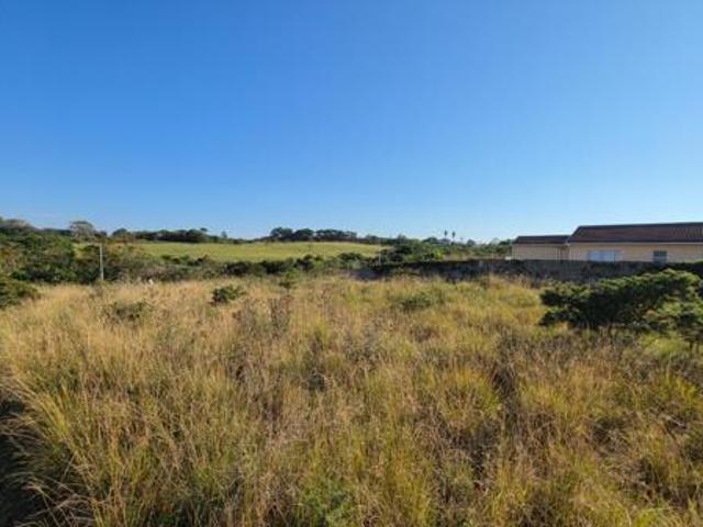 648 m² Land available in Gonubie