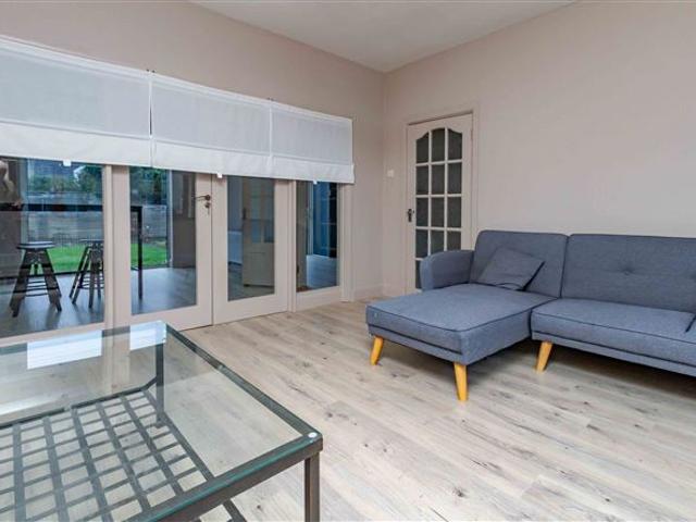 649,950 | 137 Rockfield Avenue, Perrystown, Dublin 12 David Ross Estate Agents 4968 MyHome. Ie Residential