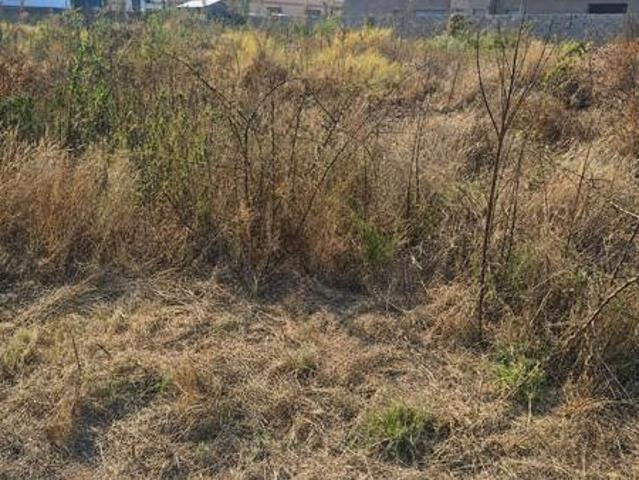 649 m² Land available in Chroom Park