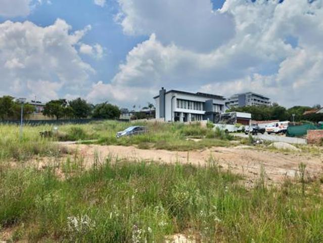 649 m² Land available in Eagle Canyon Golf Estate