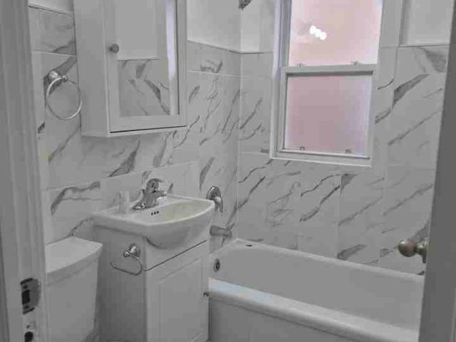 649 Rideau St 1 Bedroom Apartment for Rent at 649 Rideau St, Ottawa, ON K1N 6A3 Lower Town