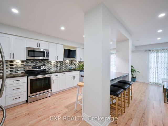 64 3351 Hornbeam Crescent N, Mississauga | 3+1Beds/3Bath, Townhouse, $3,735/mo | Condos. Ca