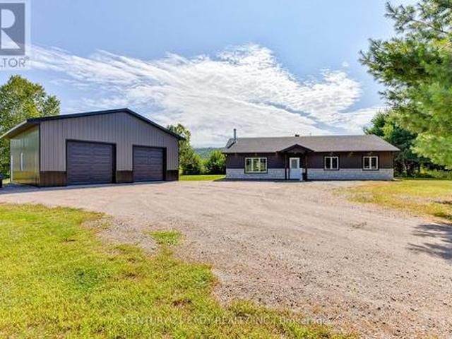 64 Eastern Avenue, Greater Madawaska, ON, K7V 1N3 house for sale | Listing ID X12187 | Royal LePage