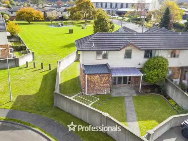 64 Evergreen Crescent, Trentham, Upper Hutt City For Sale