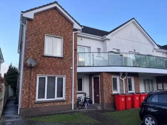 64, Garran Ard, Galway, H91F673 is for sale