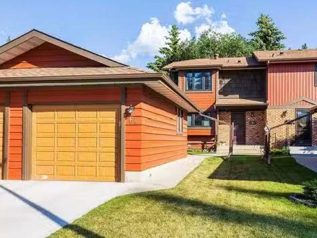 64 Lacombe Pt, St. Albert, AB, T8N 3P7 townhouse for sale L.