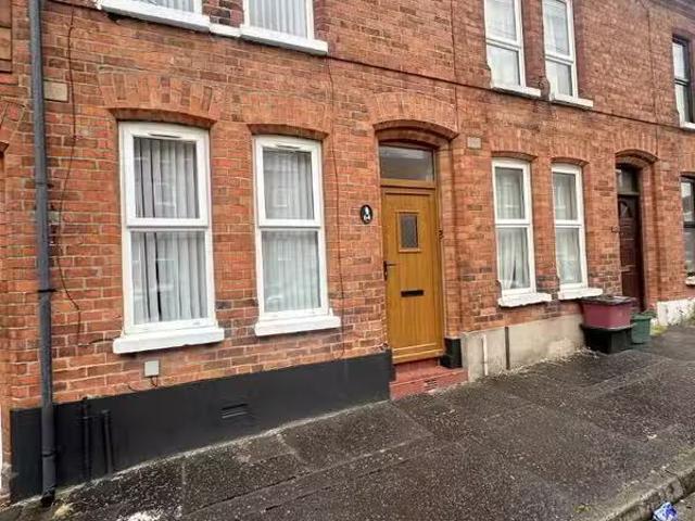 64 London Street