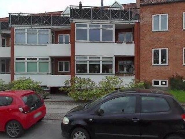 64 m2 lejlighed til salg i Holte