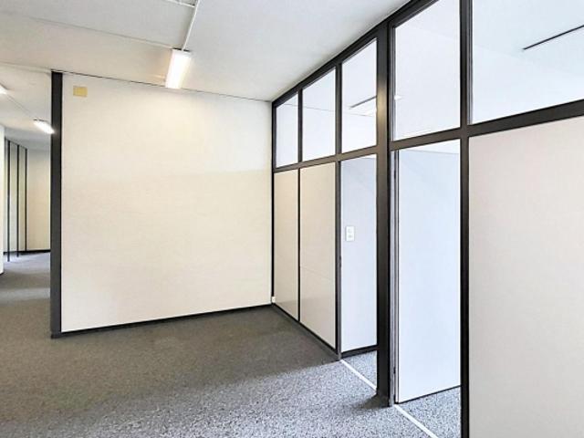 64 m² Bürofläche in Regensdorf!