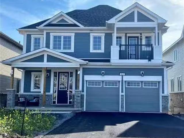 64 Oakmont Drive, Bath, ON, K0H 1G0 house for sale Listing.